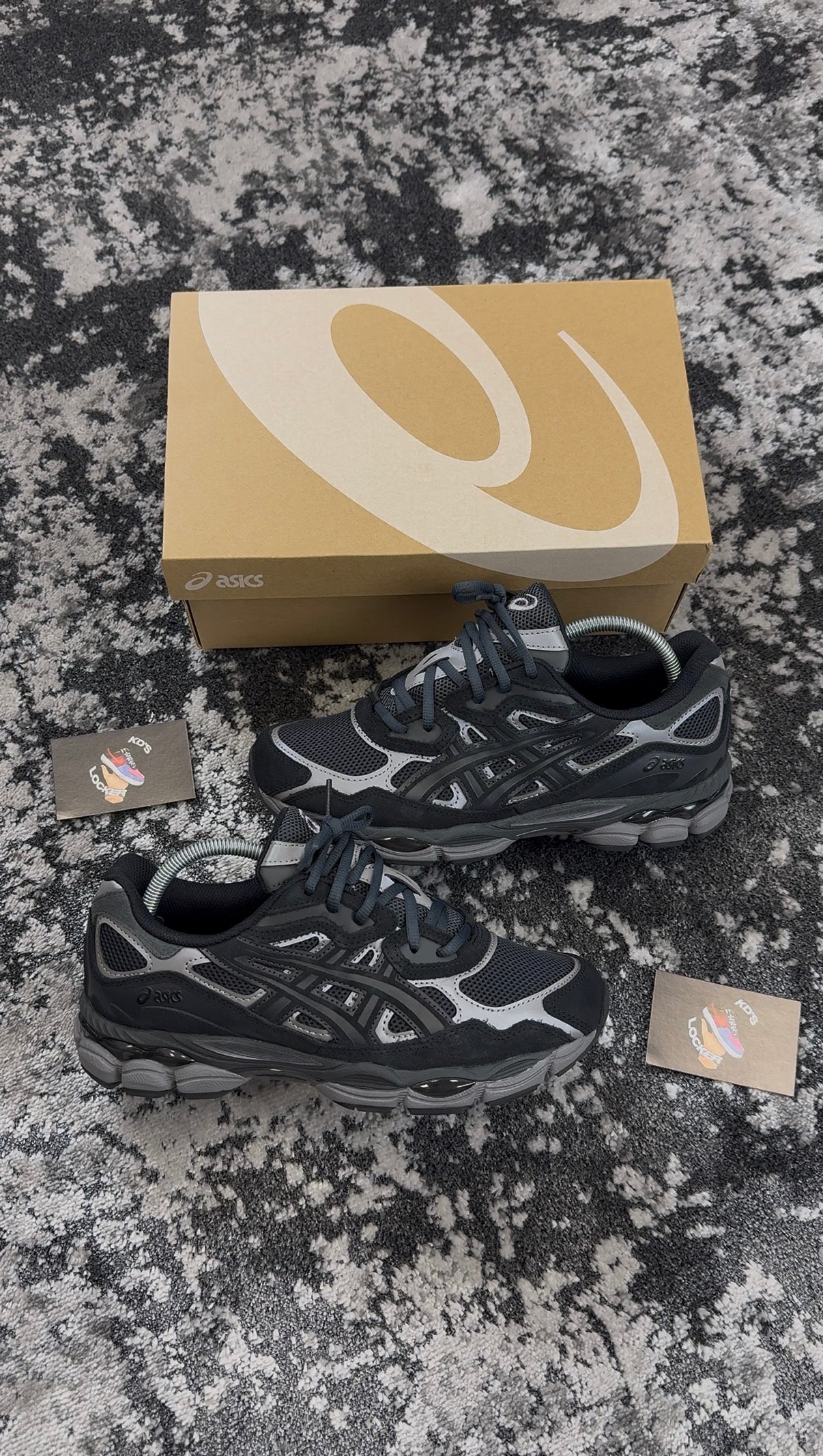 ASICS GEL NYC BLACK / GRAPHITE – Kd's Locker