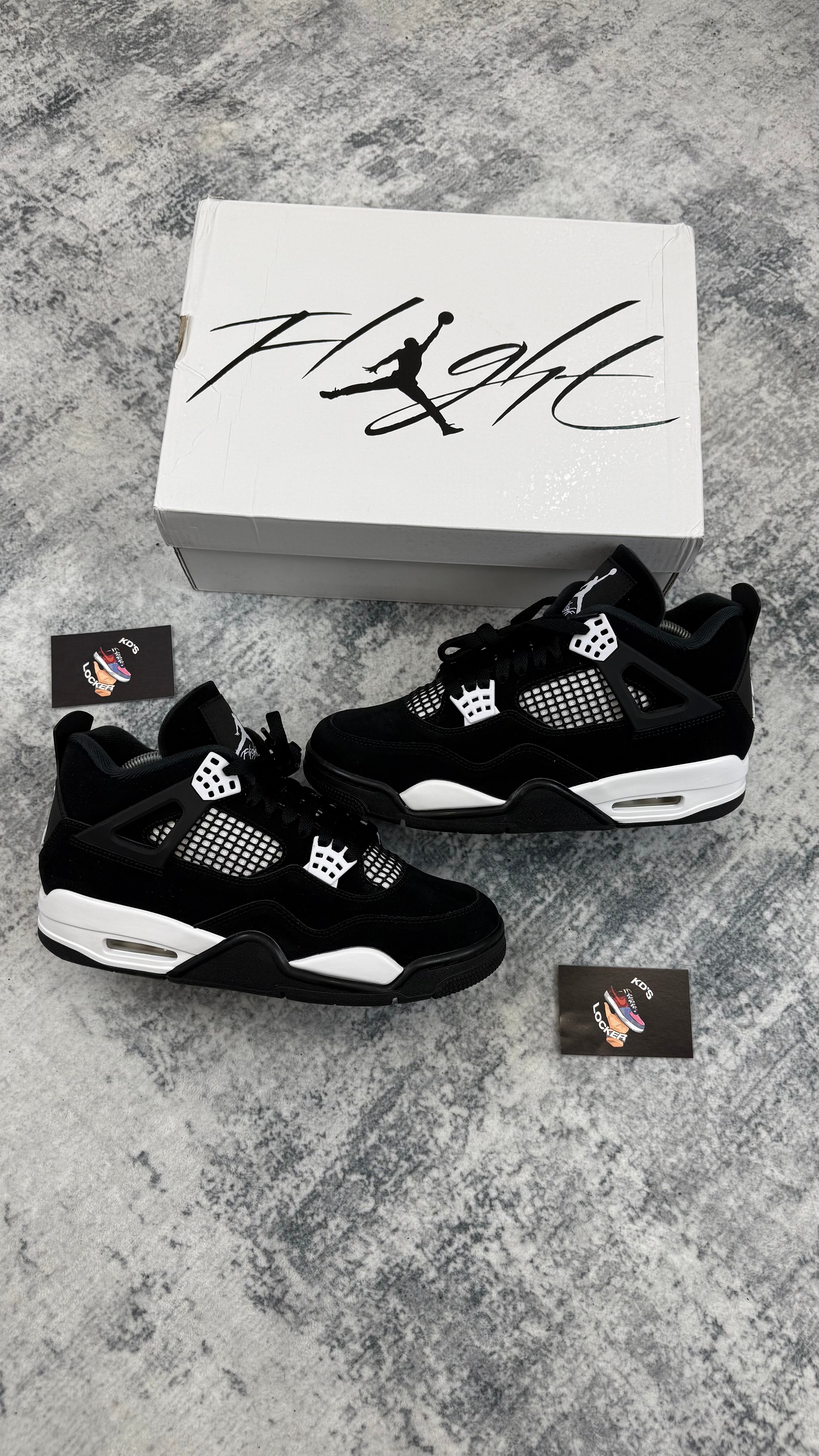 AIR JORDAN 4 RETRO WHITE THUNDER