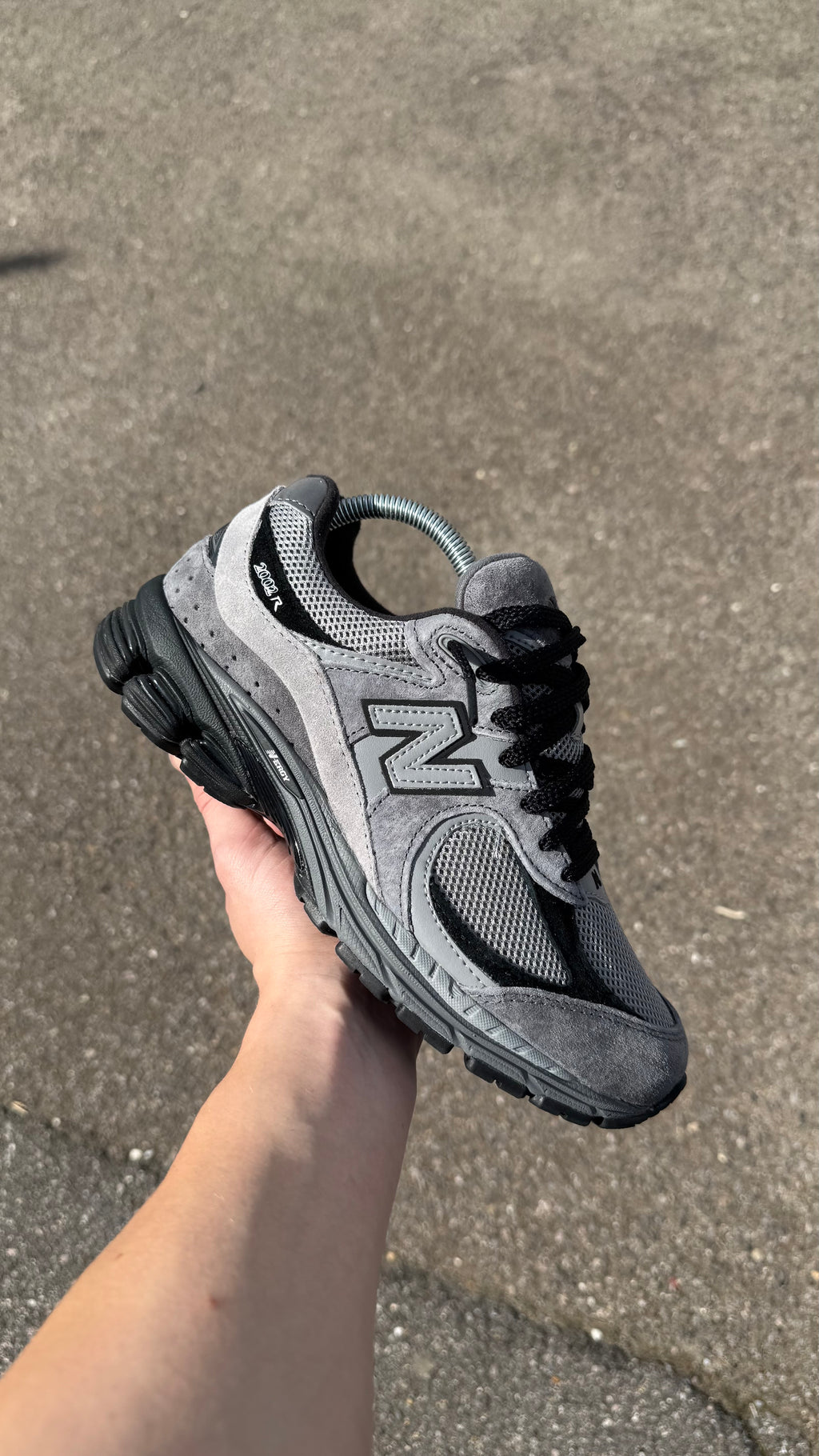 NEW BALANCE 2002R CASTLEROCK SHADOW GREY BLACK
