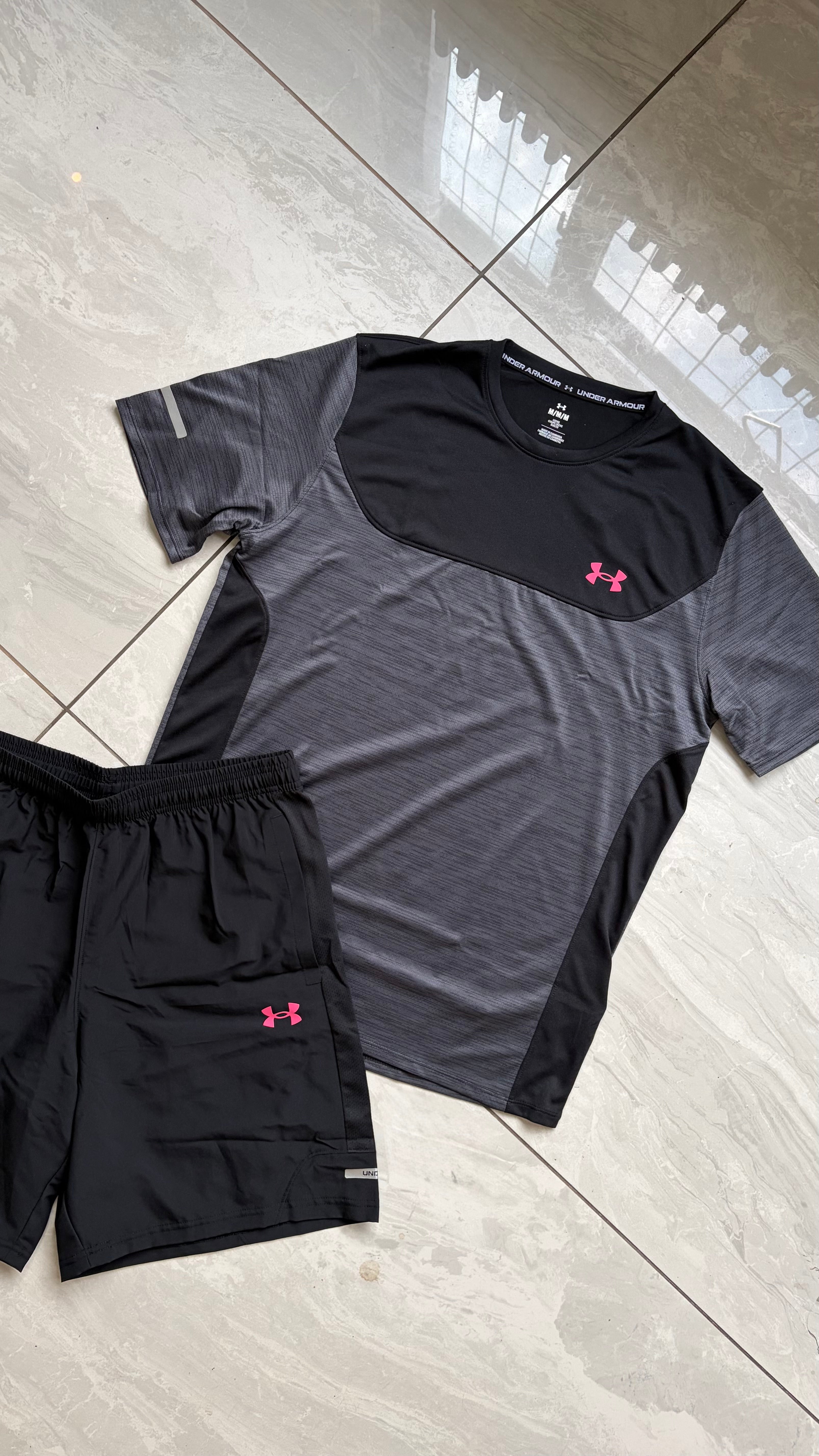Under Armor Utility Black/Pink Short Set