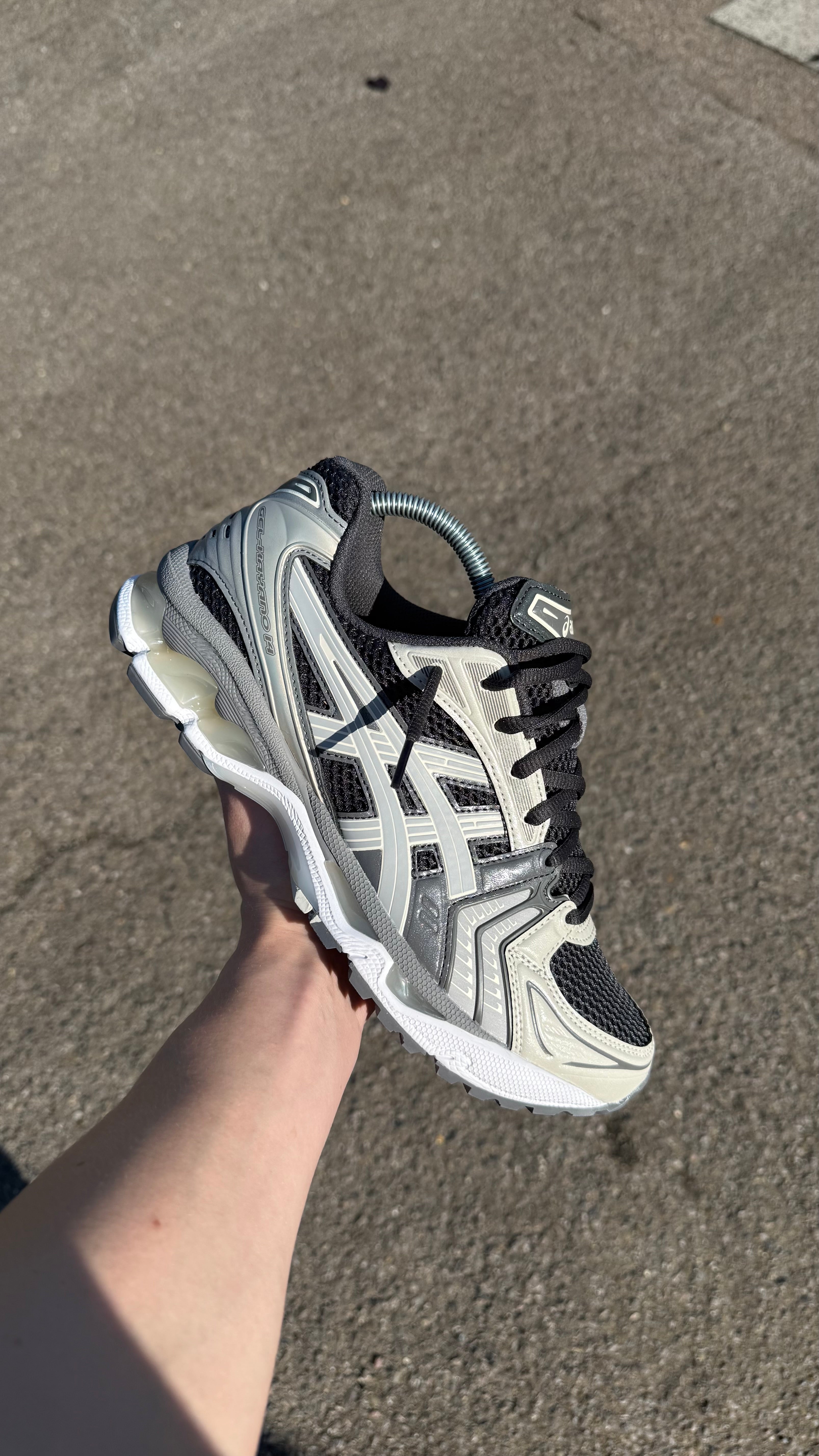 ASICS GEL KAYANO 14 OBSIDIAN GREY CEMENT