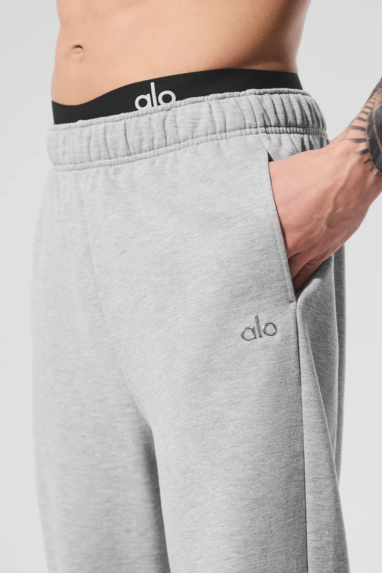 Alo Accolade Straight Leg Sweatpants