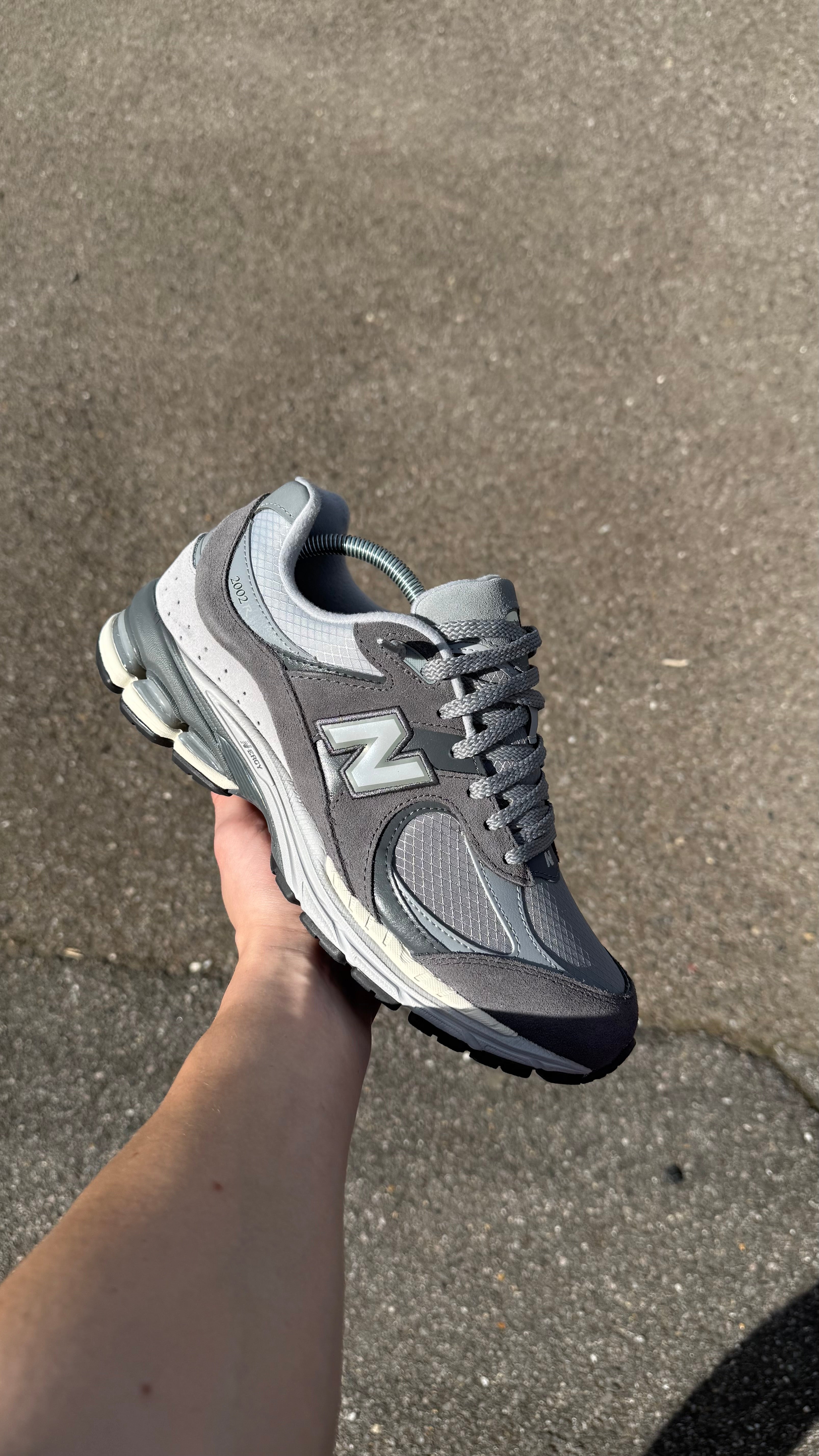 NEW BALANCE 2002R CASTLEROCK RAINCLOUD RIPSTOP