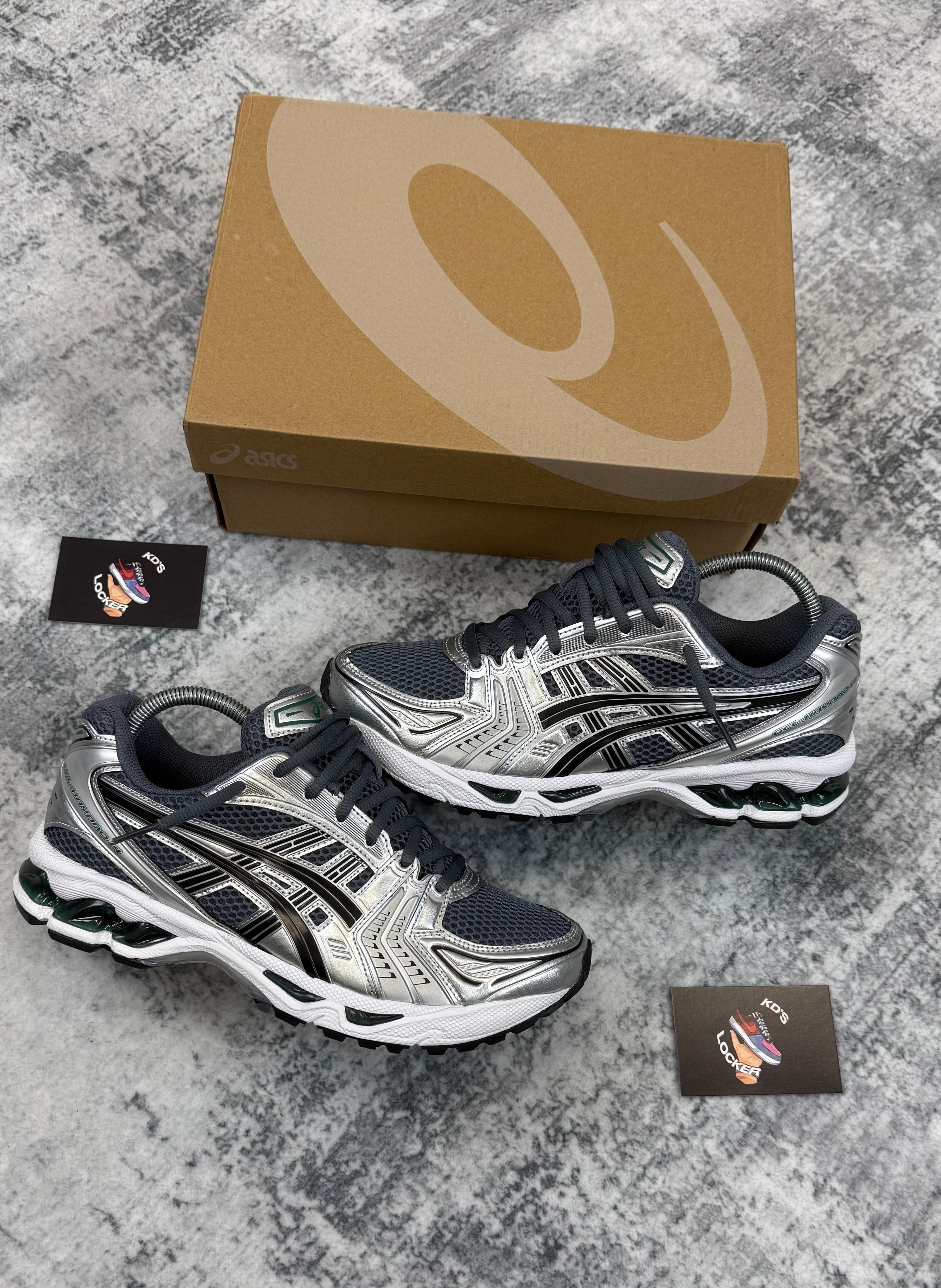 靴 ASICS GEL-KAYANO 14 ASICS GEL KAYANO 14 JASPER GREEN – Kd's Locker