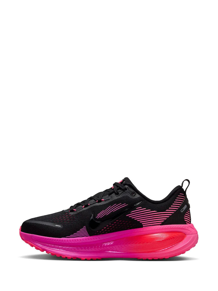 NIKE VOMERO 18 BLACK / HYPER PINK