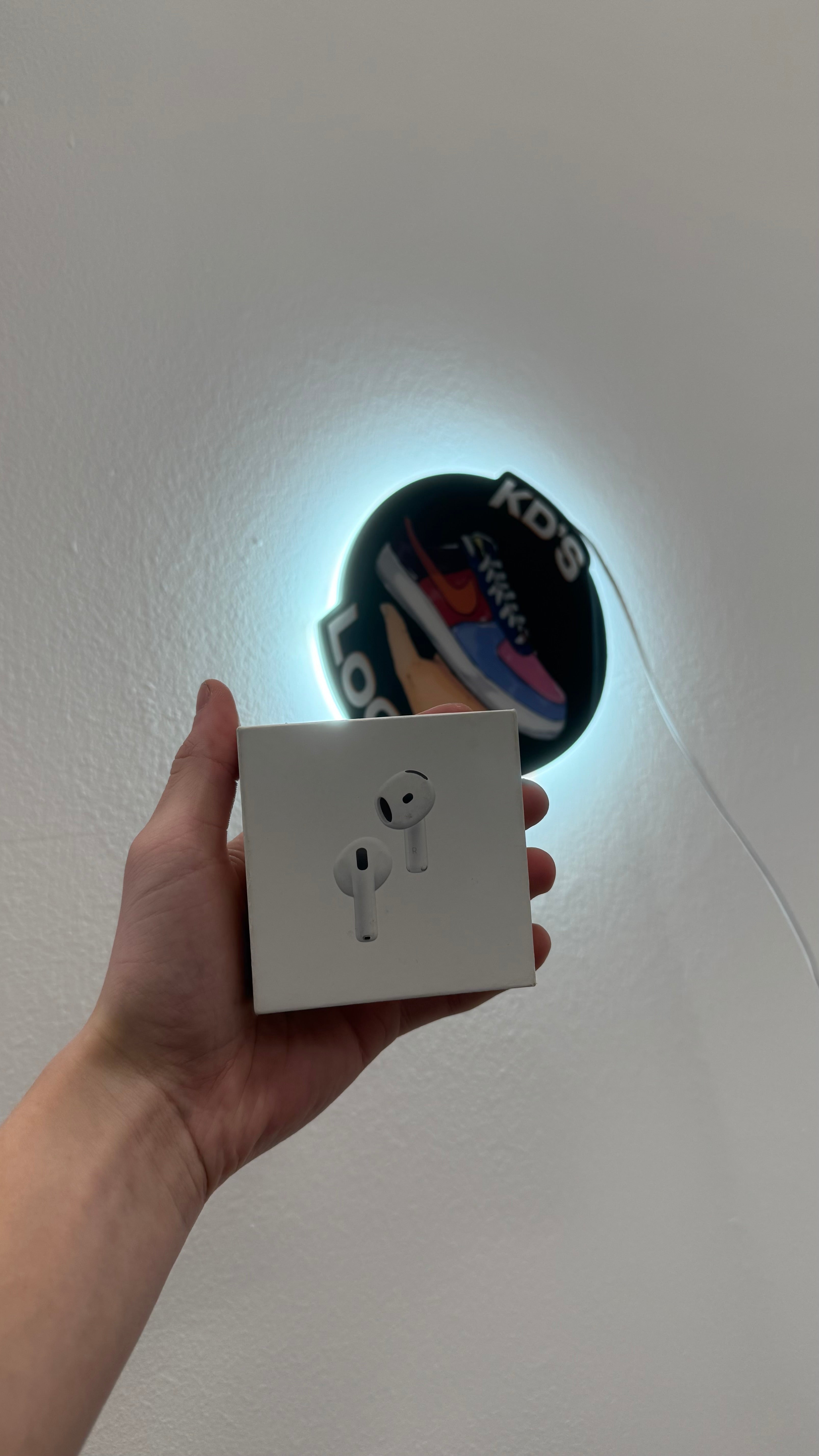 APPLE AIRPOD 4th GEN ANC (ACTIVE NOISE CANCELLATION)