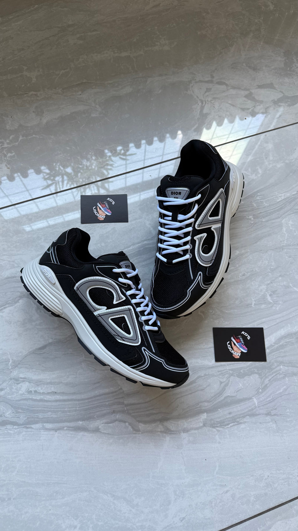 CHRISTIAN DIOR B30 BLACK / WHITE