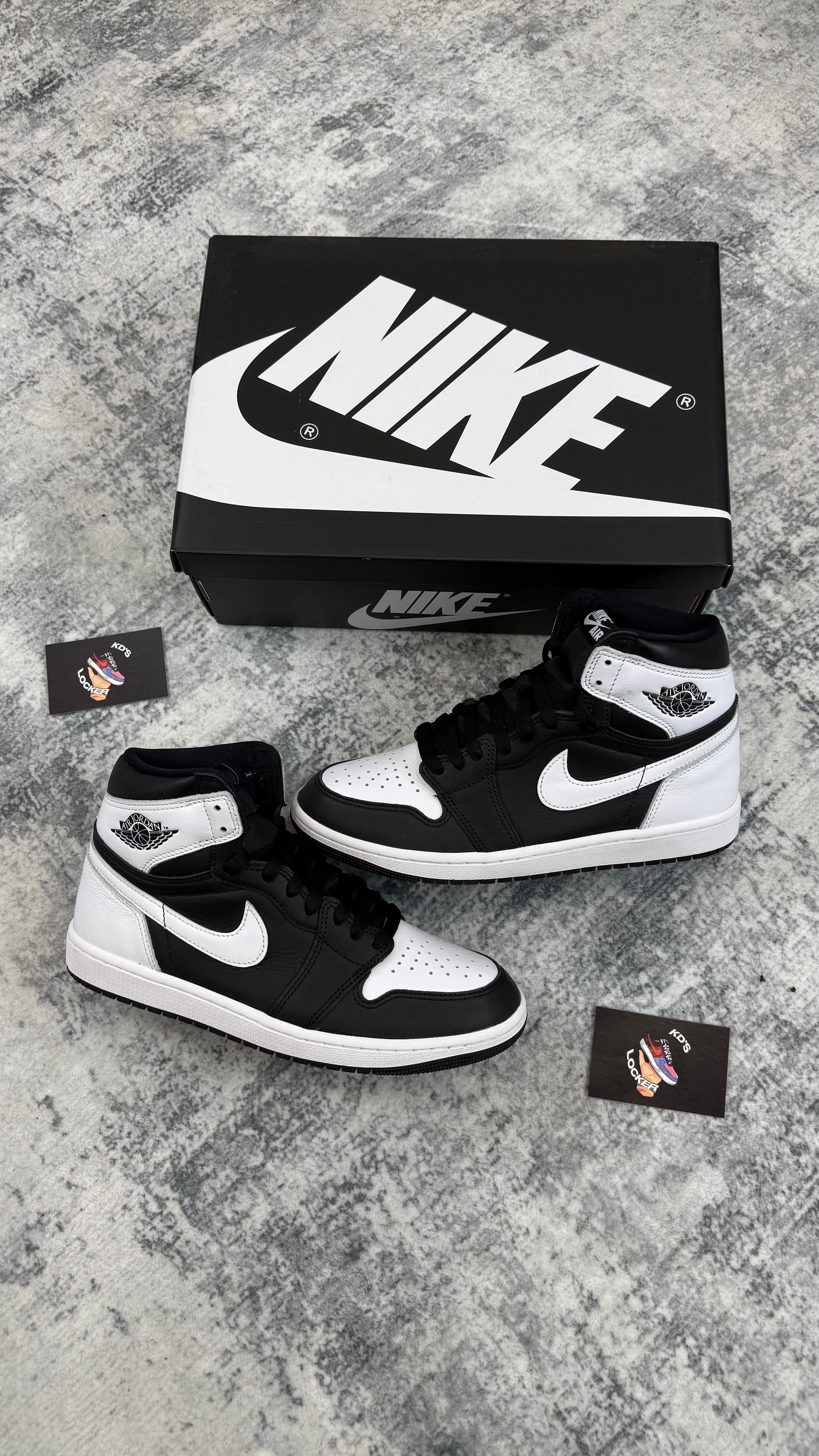 AIR JORDAN 1 RETRO HIGH OG BLACK / WHITE 2.0