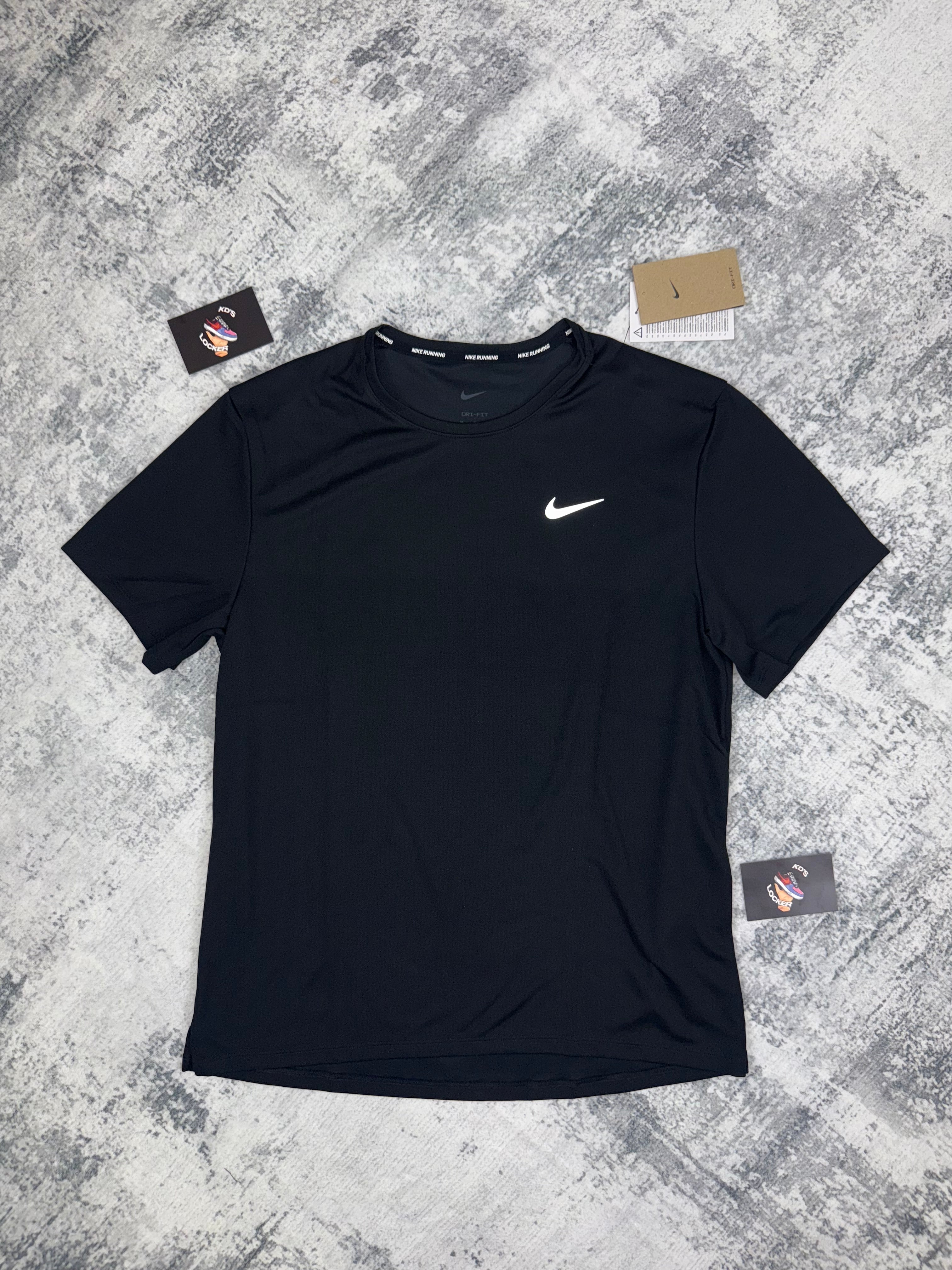 NIKE UV MILER BLACK TEE