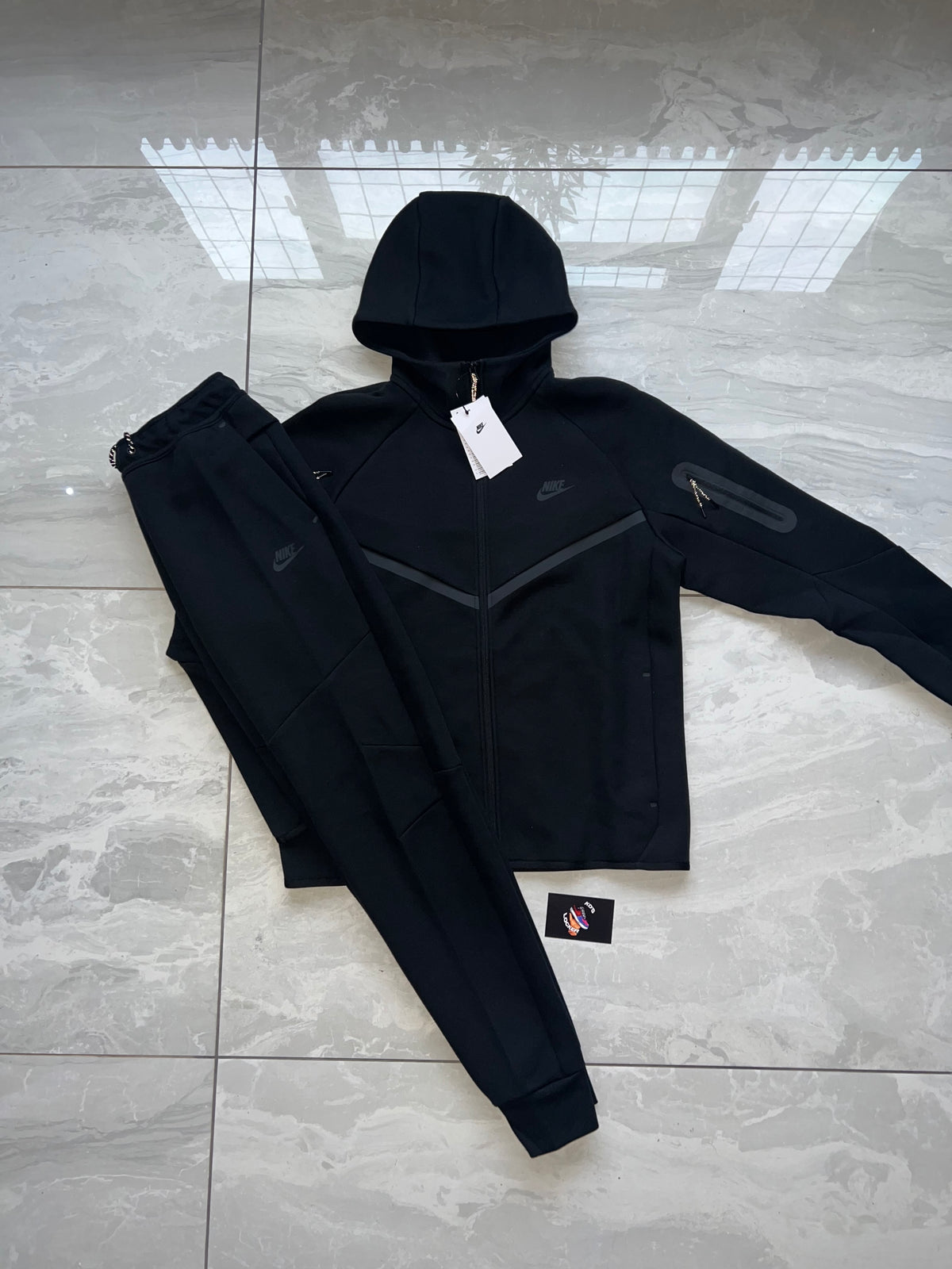 NIKE BLACK TECH FLEECE TRACKSUIT – Kd