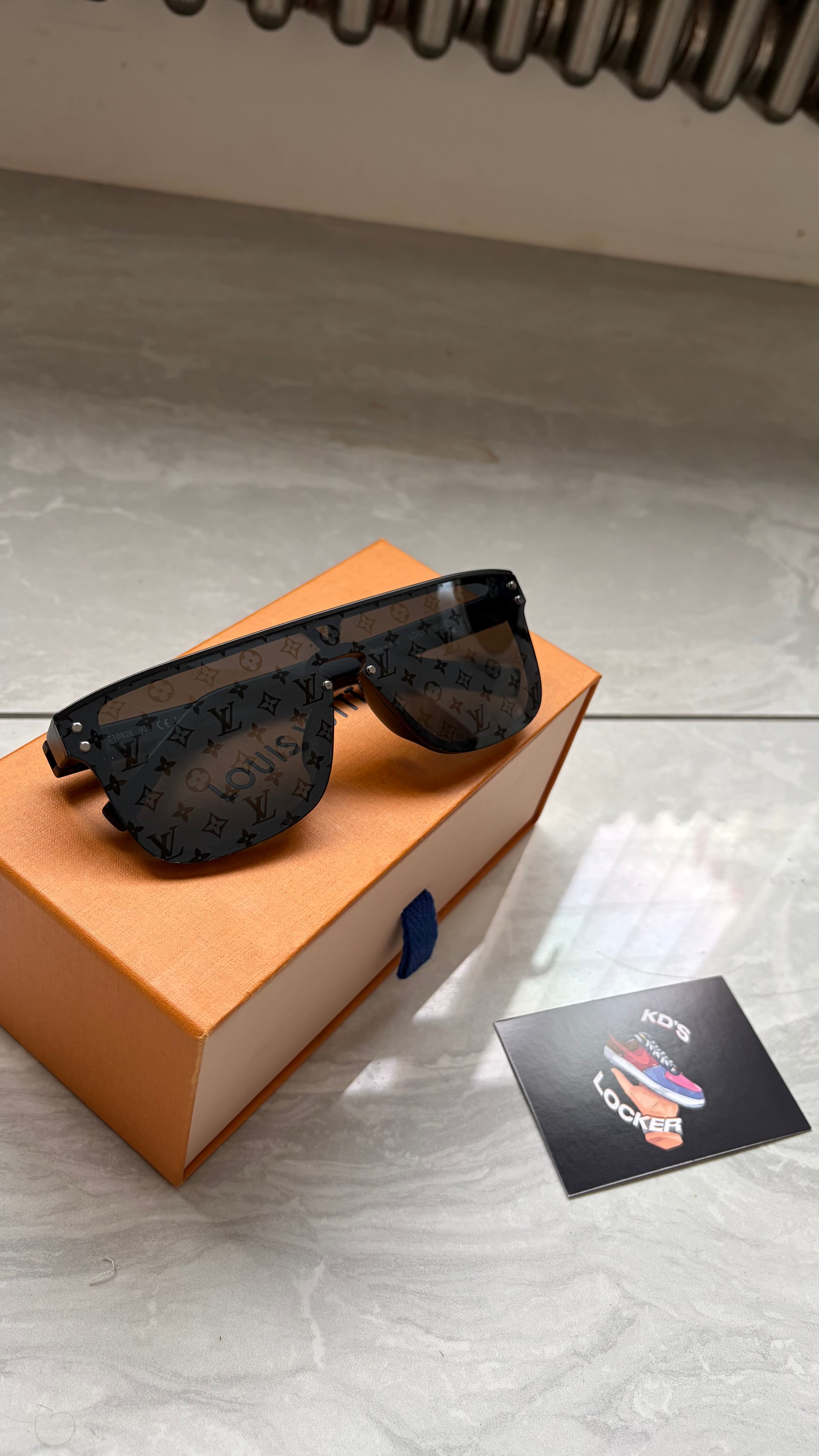 Louis Vuitton Waimea Sunglasses *Pre-Loved | 10/10 Condition*