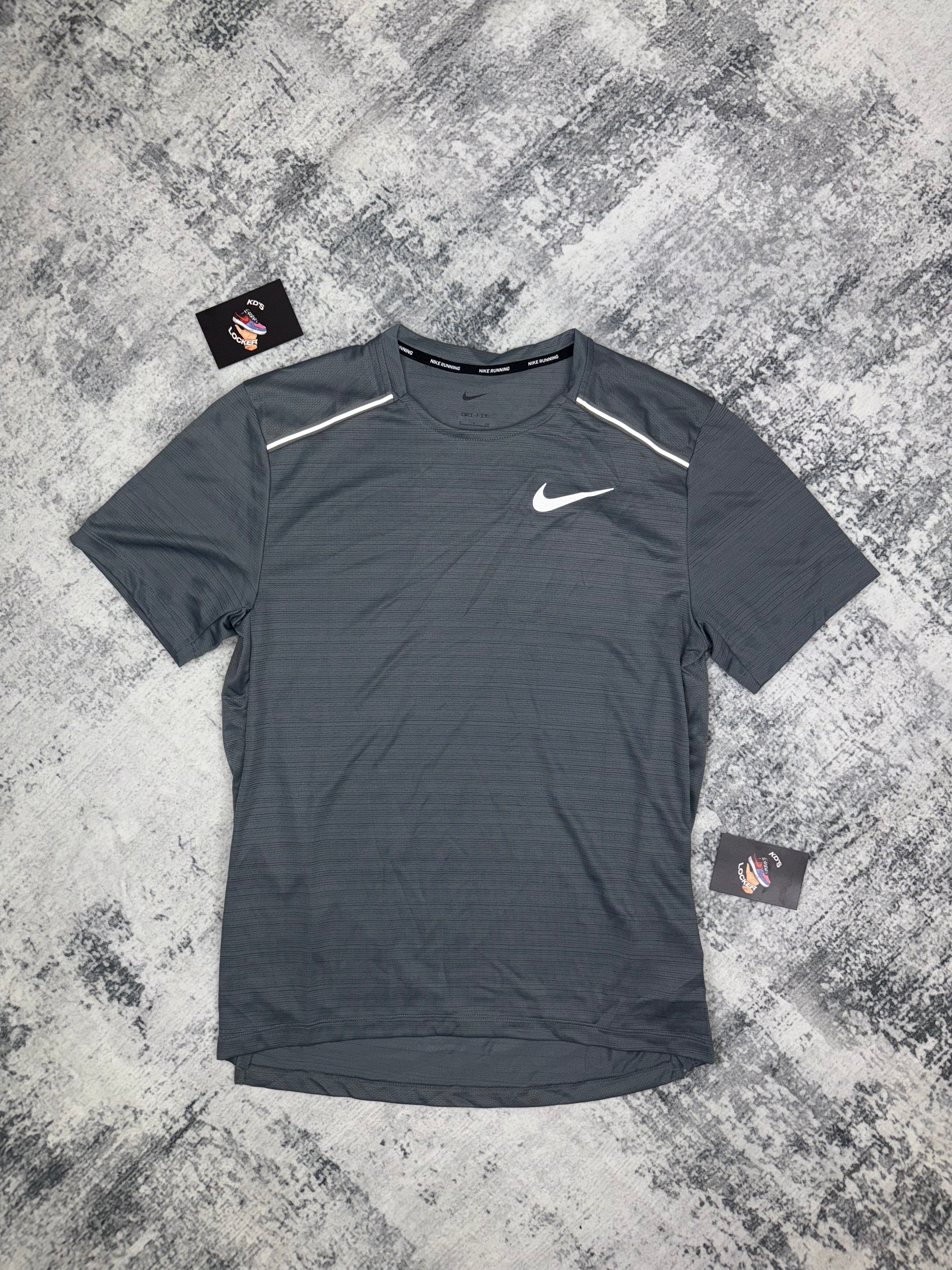 NIKE 1.0 MILER GREY TEE