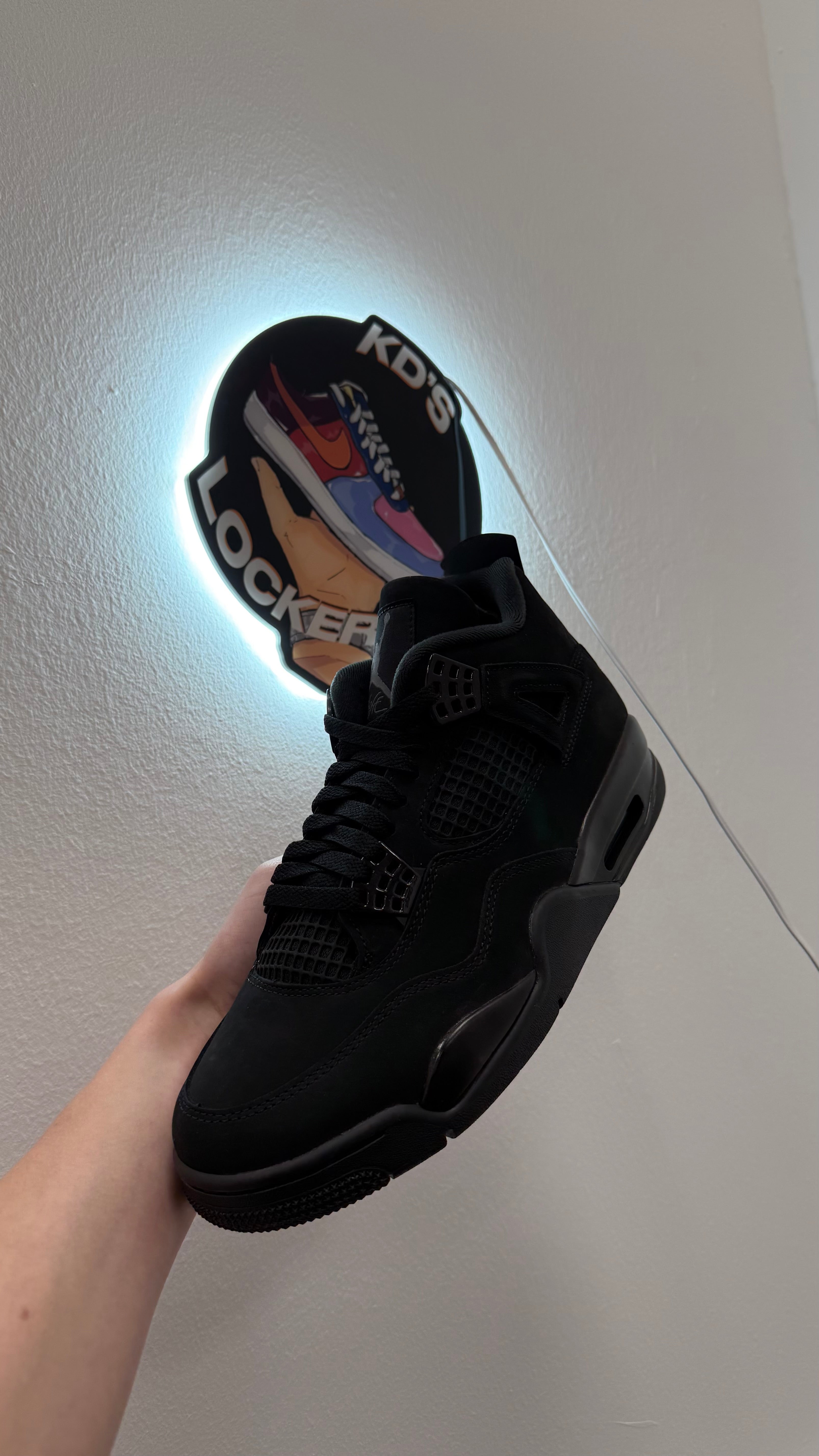 JORDAN 4 BLACK CAT 2025
