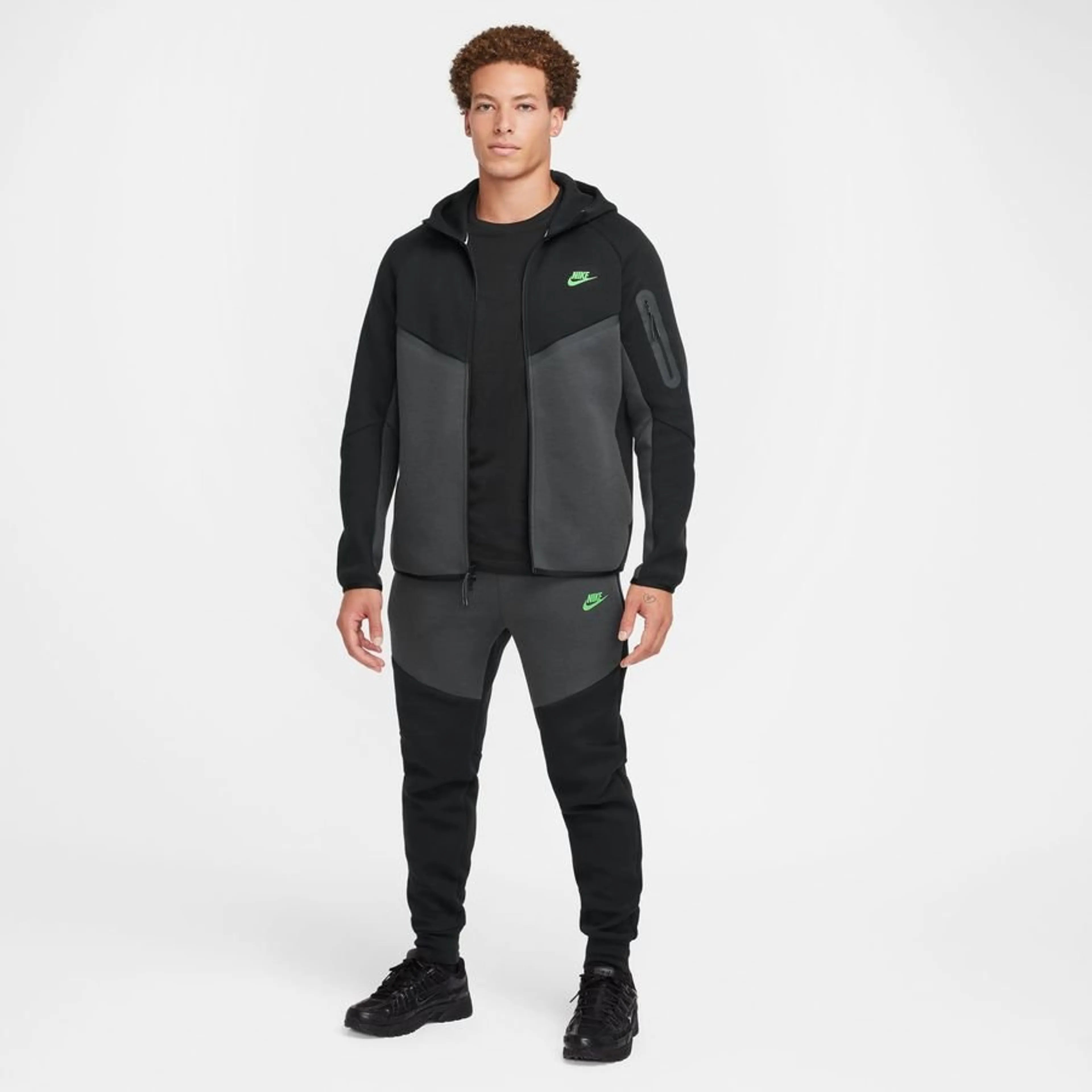 NIKE TECH FLEECE BLACK ANTHRACITE / GREEN STRIKE TRACKSUIT