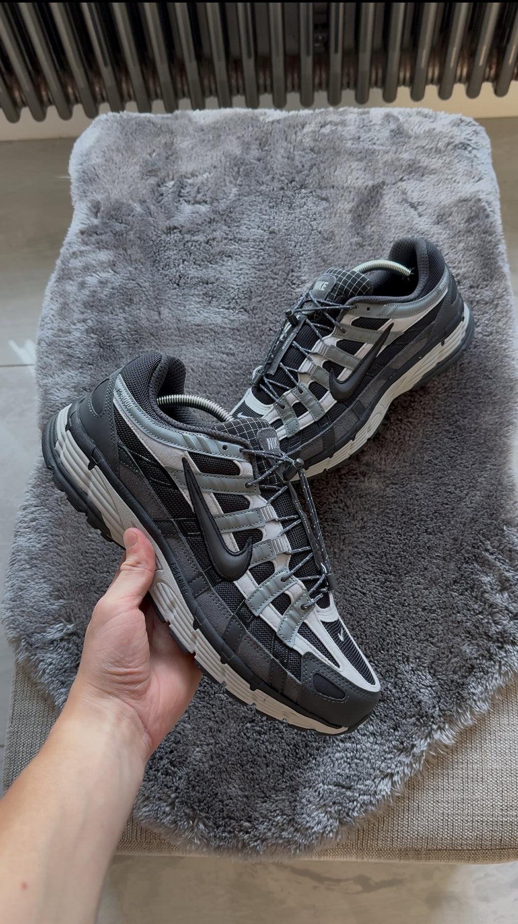 NIKE P-6000 PREMIUM ANTHRACITE SMOKE GREY