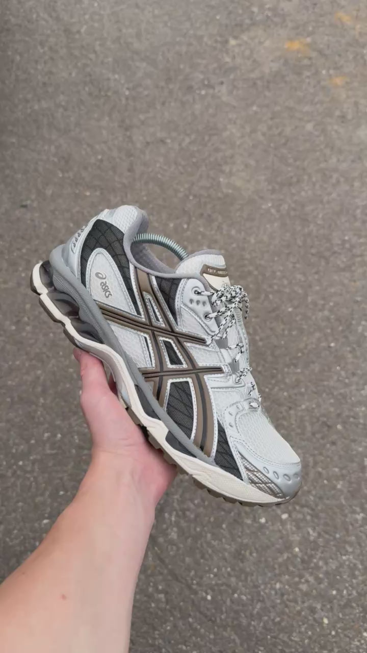 ASICS GEL-NIMBUS 10.1 CREAM PURE SILVER